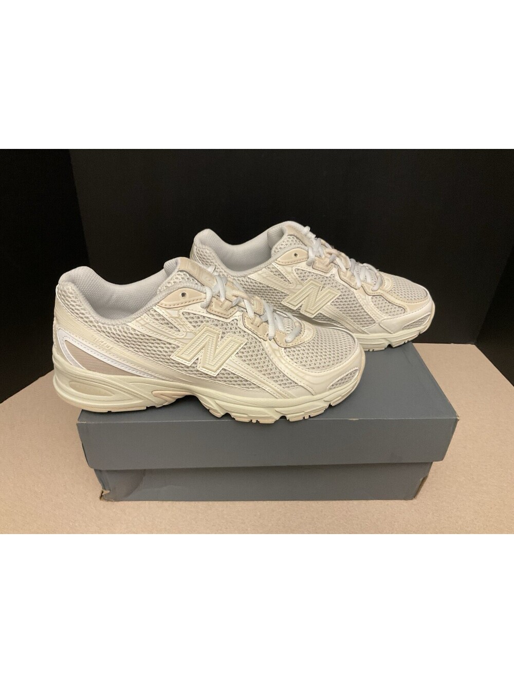 New! Womens New Balance 740v2 Bisque Angora U740KP2 Shoes. Size 9. Awesome!